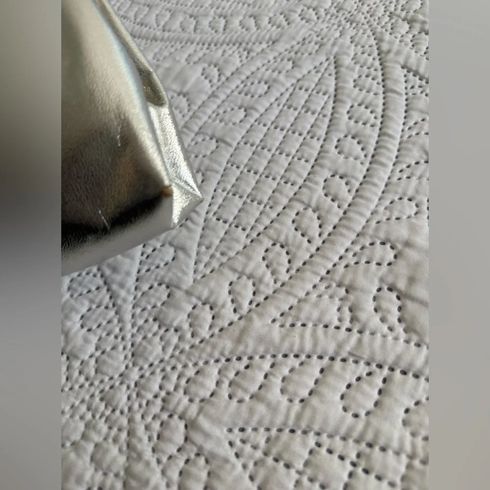 Vintage Harry Levine USA Silver Clutch - Picture 7 of 8